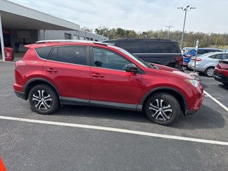 Used 2016 Toyota RAV4 LE image 1