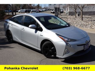Used 2017 Toyota Prius image 1