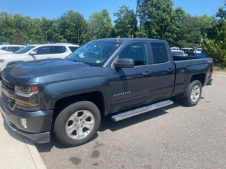 Used 2017 Chevrolet Silverado 1500 LT image 1