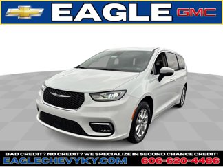 Used 2023 Chrysler Pacifica Touring-L image 1