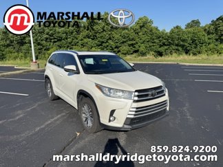 Used 2018 Toyota Highlander XLE image 1