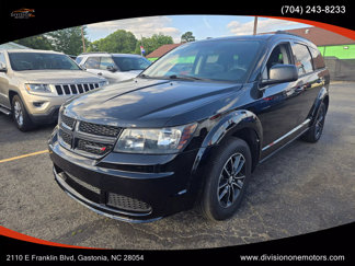 Used 2017 Dodge Journey SE w/ Flexible Seating Group image 1