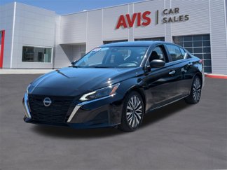 Used 2024 Nissan Altima 2.5 SV image 1