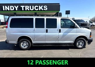 Used 2017 Chevrolet Express 3500 LS image 1