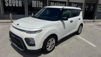 Used 2020 Kia Soul LX image 1