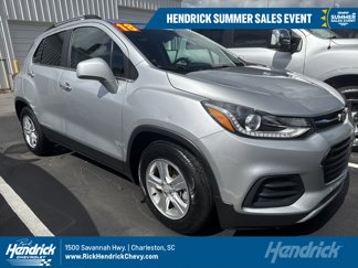 Used 2018 Chevrolet Trax LT w/ LT Convenience Package image 1