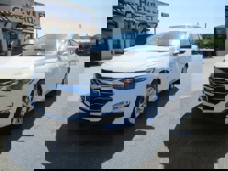 Used 2023 Chevrolet Malibu LT image 1