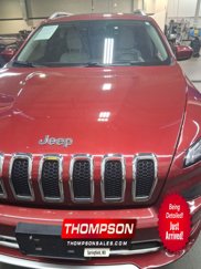 Used 2017 Jeep Cherokee Overland w/ Technology Group image 1