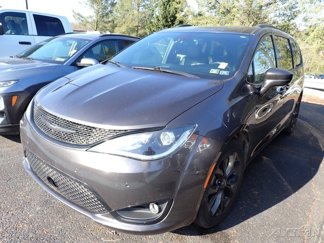 Used 2019 Chrysler Pacifica Touring-L w/ Advanced Safetytec Group image 1