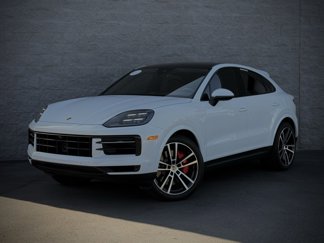 Used 2024 Porsche Cayenne S image 1
