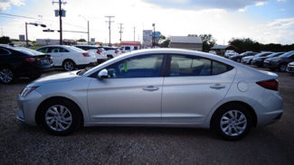 Used 2019 Hyundai Elantra SE image 1