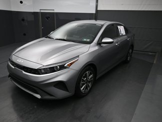 Used 2023 Kia Forte LXS image 1