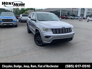 Used 2021 Jeep Grand Cherokee Laredo X image 1