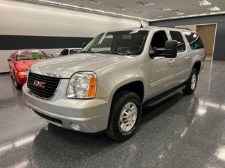 Used 2013 GMC Yukon XL 2500 SLE w/ Convenience Package image 1