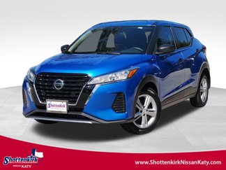 Used 2021 Nissan Kicks S image 1