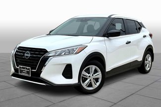 Used 2023 Nissan Kicks S image 1