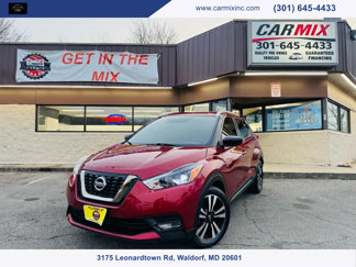 Used 2019 Nissan Kicks SR image 1