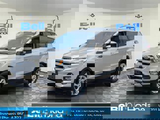 Used 2017 Ford Escape SE image 1