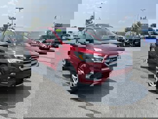 Used 2019 Ford Escape Titanium image 1