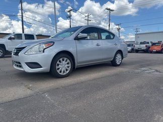 Used 2019 Nissan Versa SV image 1