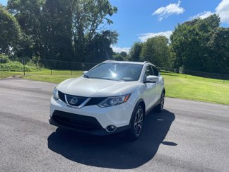 Used 2018 Nissan Rogue Sport SL w/ SL Premium Package image 1
