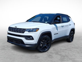 Certified 2022 Jeep Compass Altitude image 1