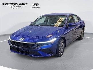 New 2025 Hyundai Elantra Blue video 1