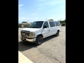 Used 2010 Ford E-350 and Econoline 350 XL image 1