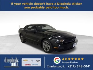 Used 2010 Ford Mustang Convertible image 1