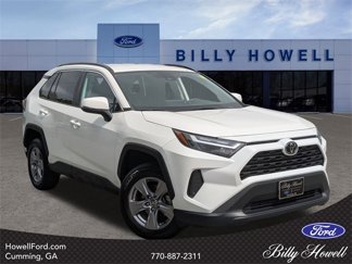 Used 2022 Toyota RAV4 XLE image 1