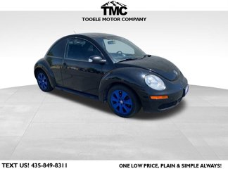 Used 2008 Volkswagen Beetle S image 1