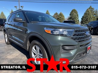 Used 2024 Ford Explorer XLT image 1