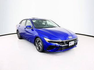 New 2025 Hyundai Elantra SEL image 1
