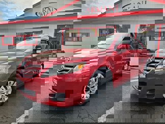 Used 2011 Toyota Camry LE image 1