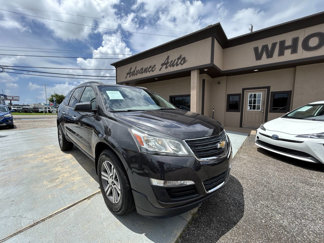 Used 2017 Chevrolet Traverse LS image 1
