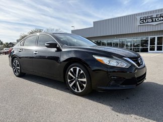 Used 2016 Nissan Altima 2.5 SL w/ Moonroof Package image 1