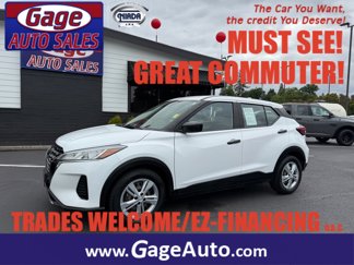 Used 2022 Nissan Kicks S image 1