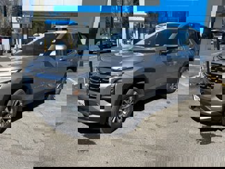 New 2025 Chevrolet Equinox LT w/ Convenience Package II image 1