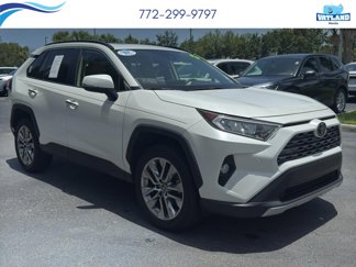 Used 2019 Toyota RAV4 Limited image 1