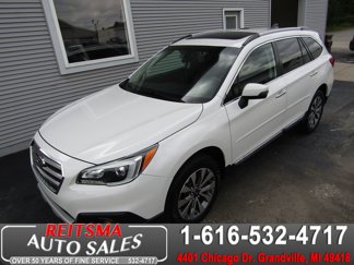 Used 2017 Subaru Outback 3.6R Touring image 1