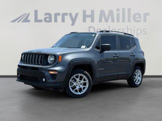 Used 2022 Jeep Renegade Latitude w/ Convenience Group image 1