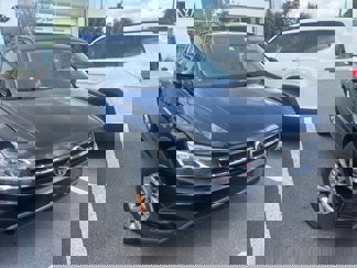 Used 2020 Volkswagen Tiguan S image 1