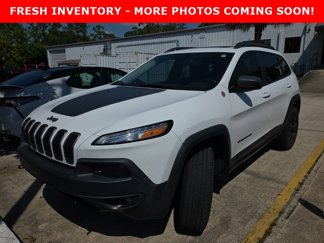 Used 2018 Jeep Cherokee Trailhawk w/ Comfort/Convenience Group image 1