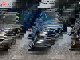 Used 2021 Ford Explorer XLT image 1