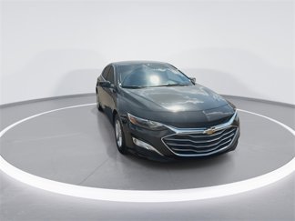 Used 2024 Chevrolet Malibu LS video 3