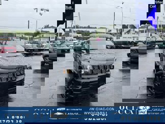 Used 2017 Jeep Grand Cherokee Altitude image 1