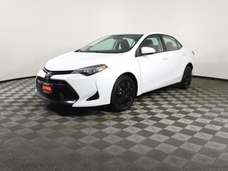 Used 2017 Toyota Corolla LE image 1