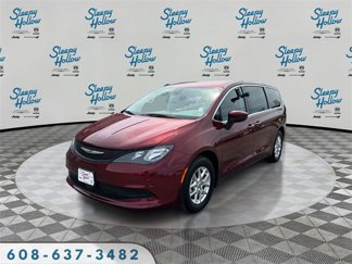 Used 2023 Chrysler Voyager LX image 1