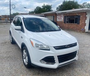 Used 2014 Ford Escape SE image 1
