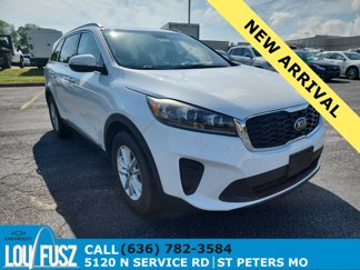 Used 2019 Kia Sorento LX w/ LX Convenience Package image 1